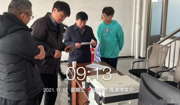 山東省濱州市博興縣清潔取暖改造工作指揮部相關工作人員調研生物質燃料取暖工作推進情況