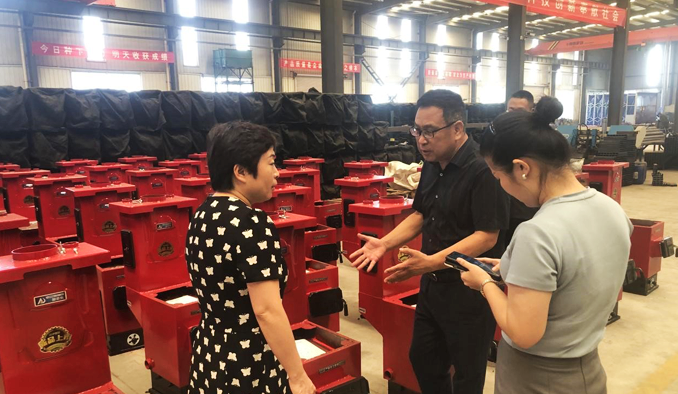 專委會走訪愛冬樂 ，探討企業新發展