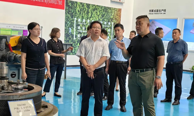 章丘區(qū)人大領(lǐng)導(dǎo)一行到博力達(dá)參觀調(diào)研